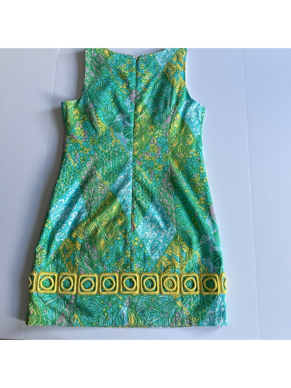 Lilly Pulitzer Mila Sun Dance Print Yellow Lace Panel Shift Dress sz 8 - Picture 8 of 8